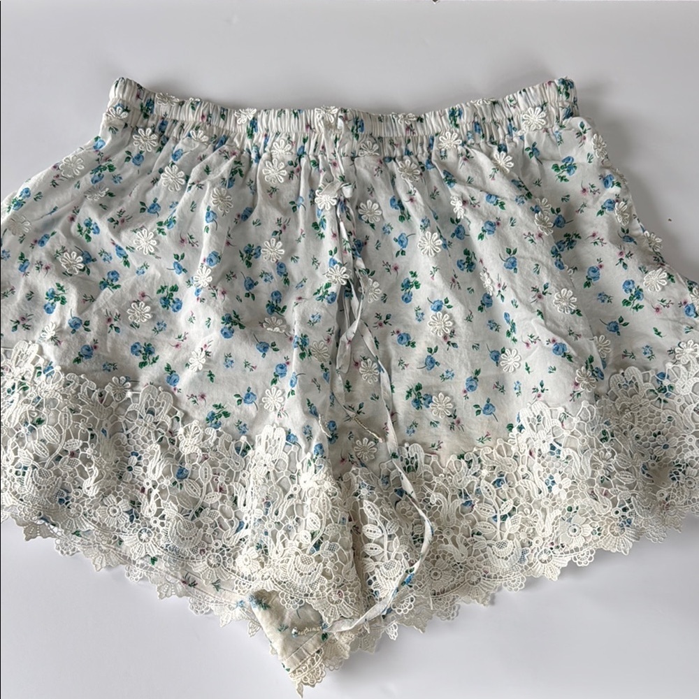 For Love and Lemons Muna Floral Embroidered Lace Pull on Cover Up Shorts Size‎ L - Picture 4 of 13
